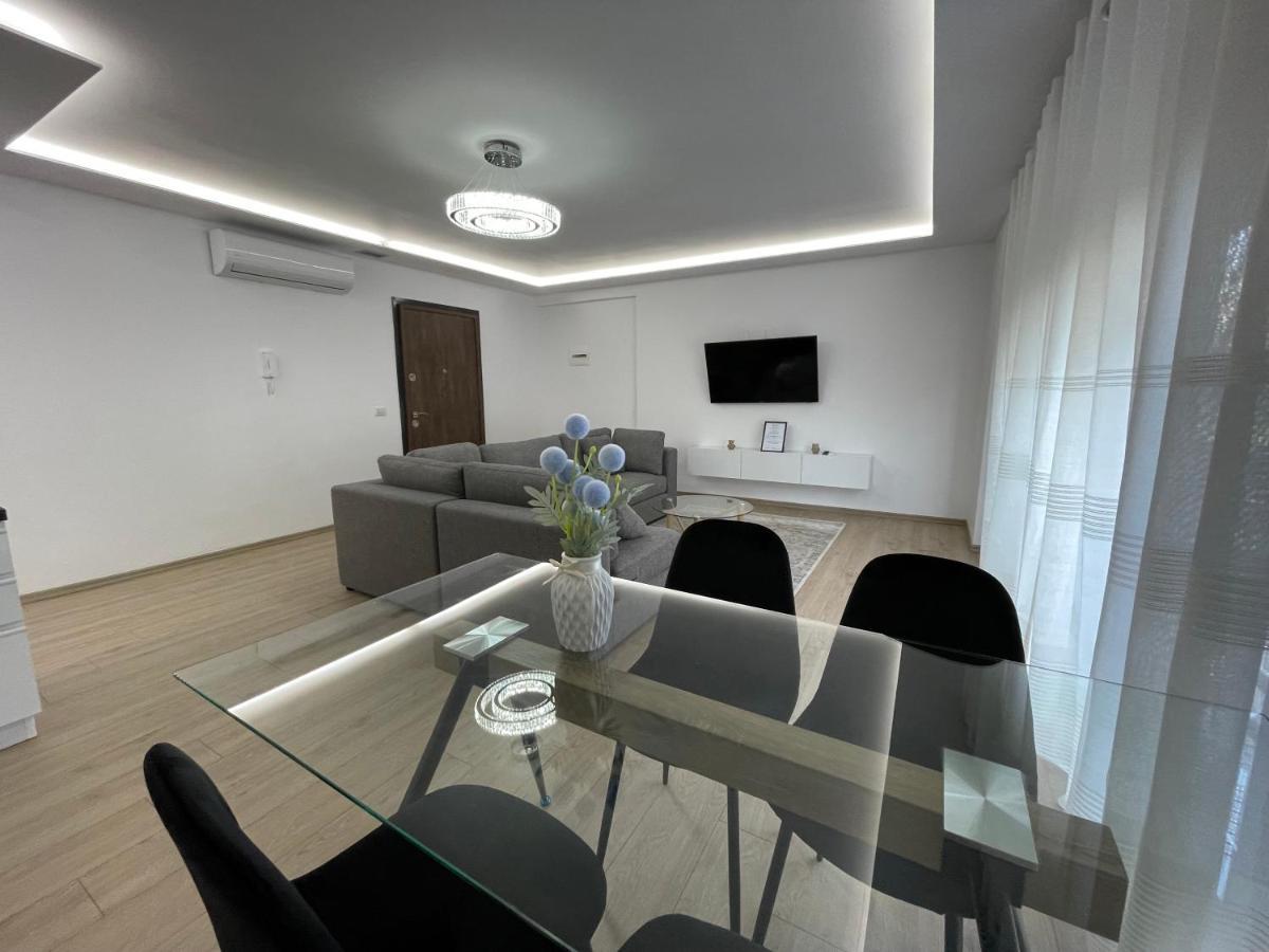 New Bazaar 2022 Apartment Тирана Екстериор снимка