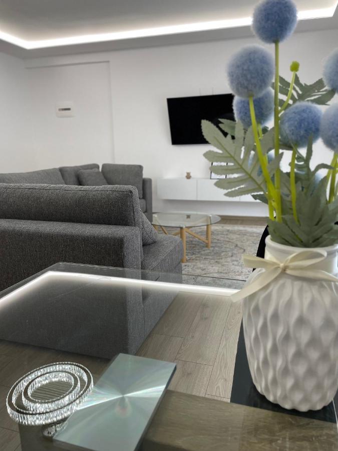 New Bazaar 2022 Apartment Тирана Екстериор снимка