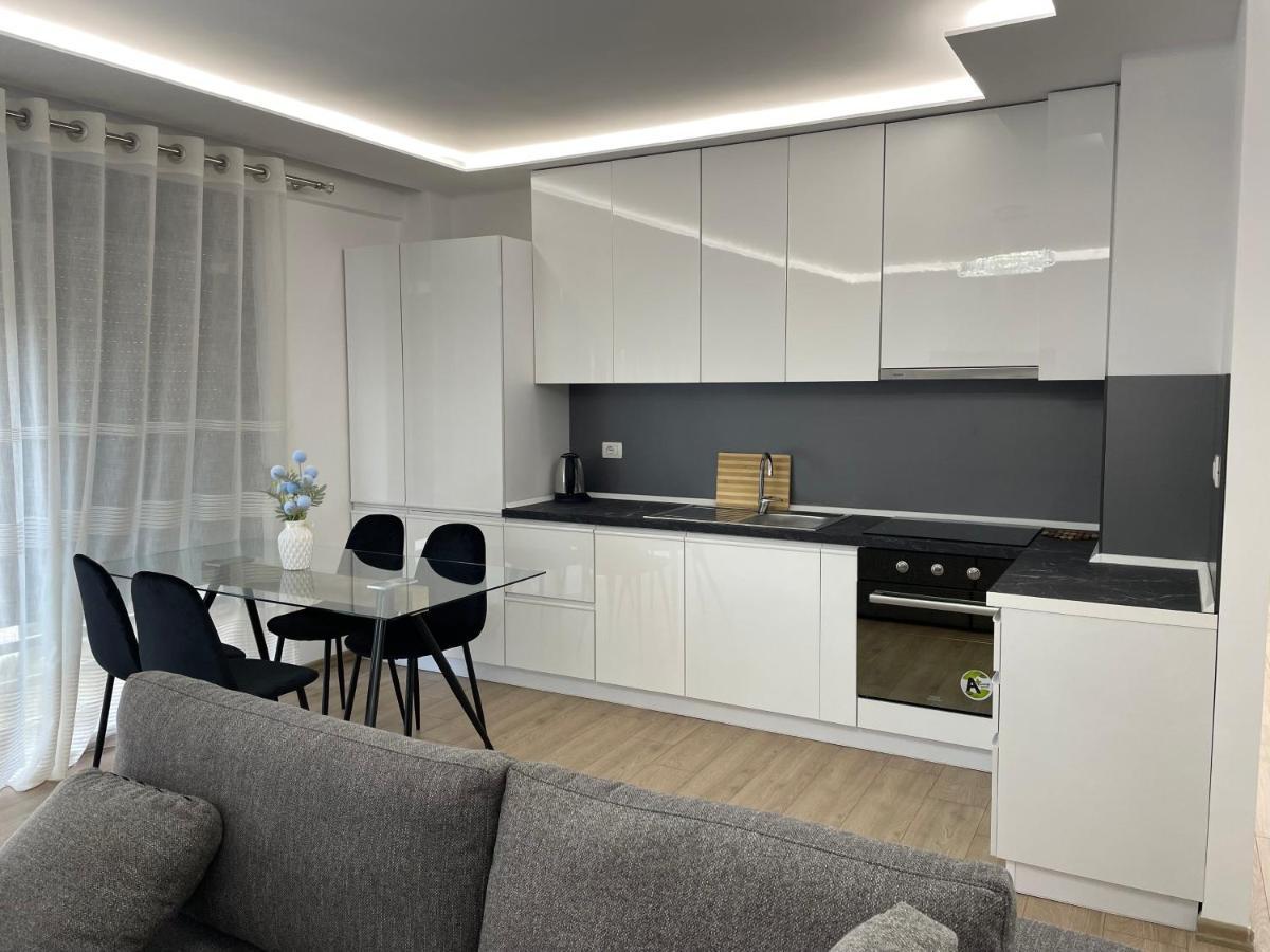 New Bazaar 2022 Apartment Тирана Екстериор снимка