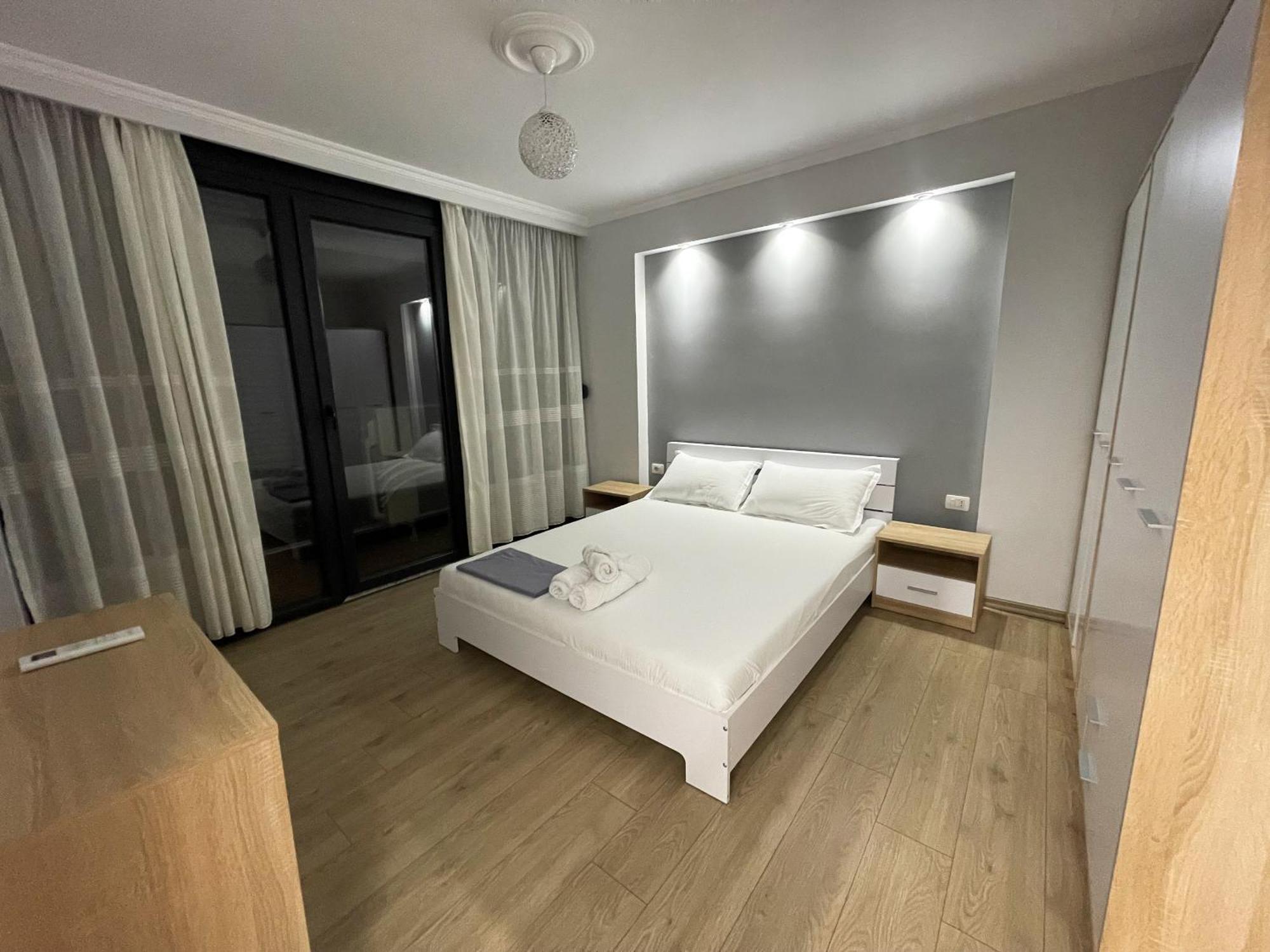 New Bazaar 2022 Apartment Тирана Екстериор снимка